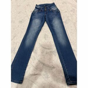 Tush push  Women's Distressed Straight Jeans Size 13 Blue Denim